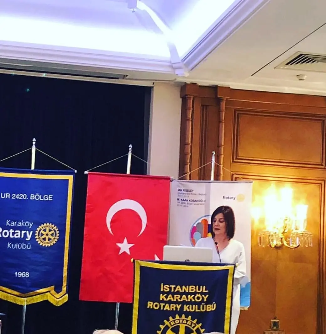 Gülsün Özsan’ın yaşamından 48. fotoğraf